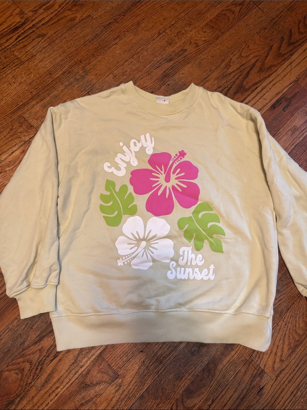 Zara Pastel Yellow Sweatshirt with Pink, White & Green Floral Graphic